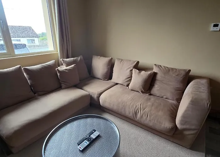 Cozy Town House Апартаменты *